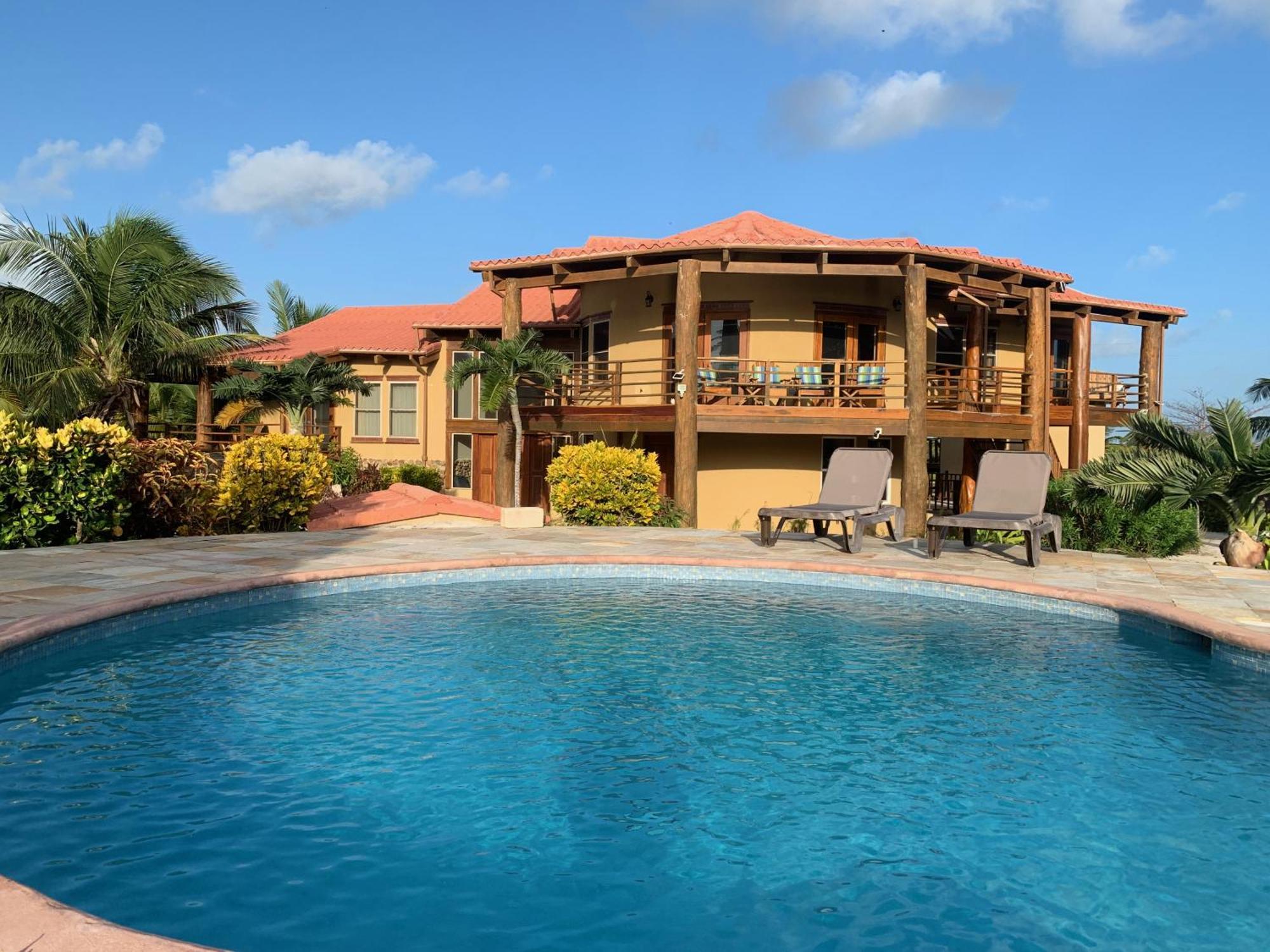 Villa Serenity San Pedro  Oda fotoğraf